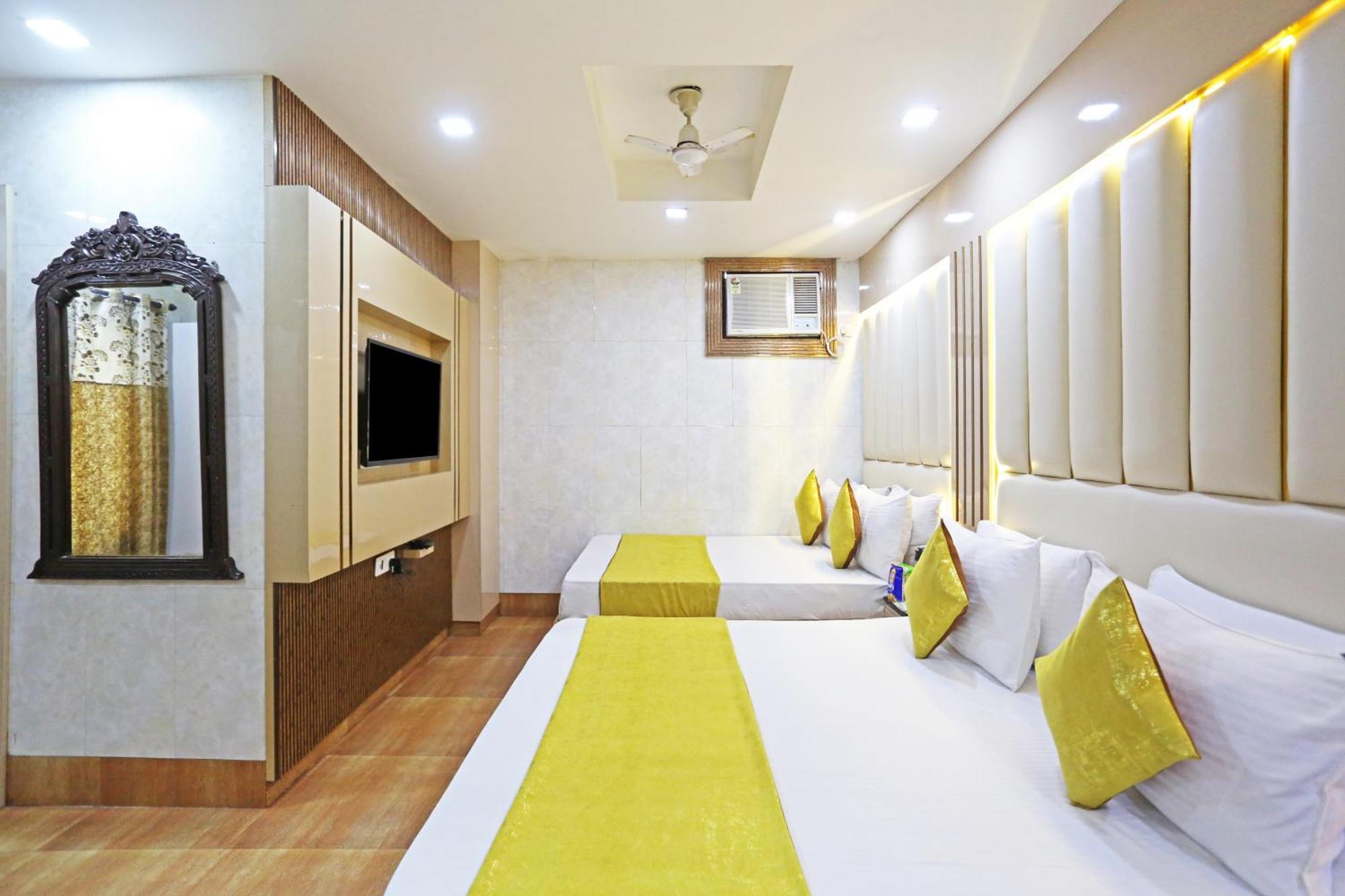 Hotel Preet Palace -5 Mints Walk From Nizamuddin Railway Station New Delhi Eksteriør billede