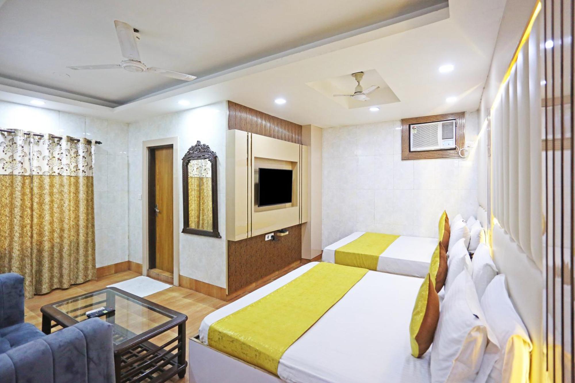 Hotel Preet Palace -5 Mints Walk From Nizamuddin Railway Station New Delhi Eksteriør billede