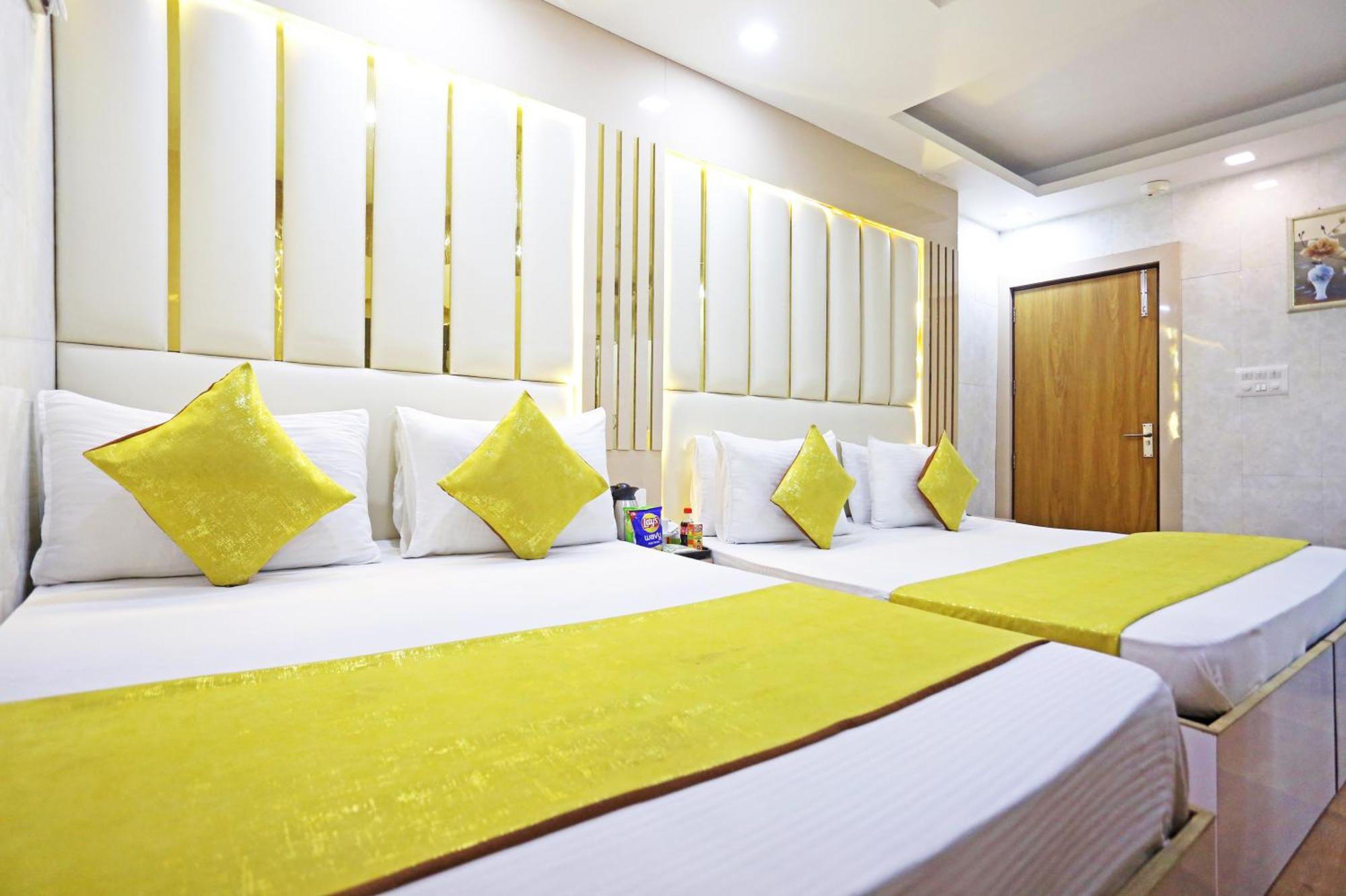 Hotel Preet Palace -5 Mints Walk From Nizamuddin Railway Station New Delhi Eksteriør billede