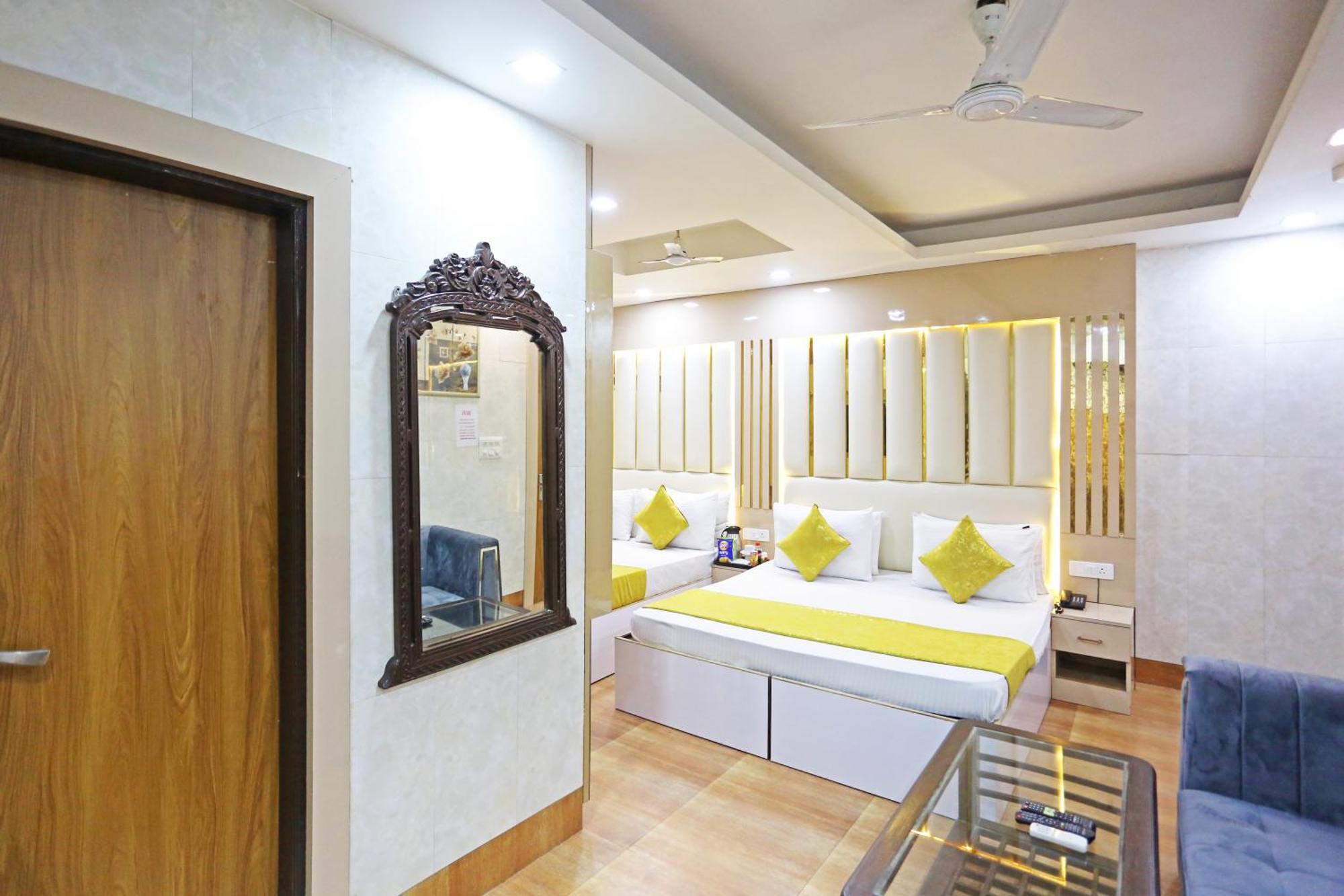 Hotel Preet Palace -5 Mints Walk From Nizamuddin Railway Station New Delhi Eksteriør billede